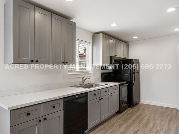 4th image of 3618 S D St