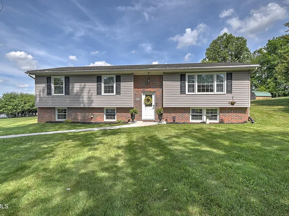 165 Independence Dr, Bristol, VA 24201