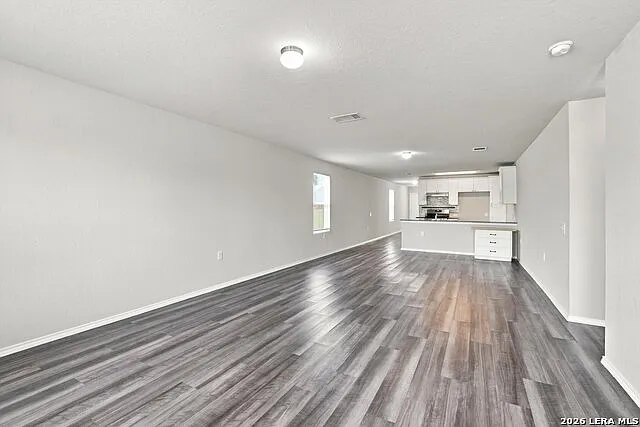13227 Ashworth Blvd — Photo 4