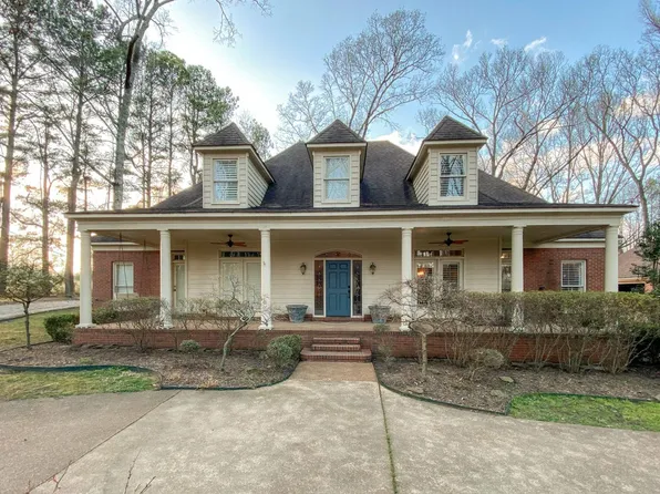 9040 Post Oak Ln, Memphis, TN 38125