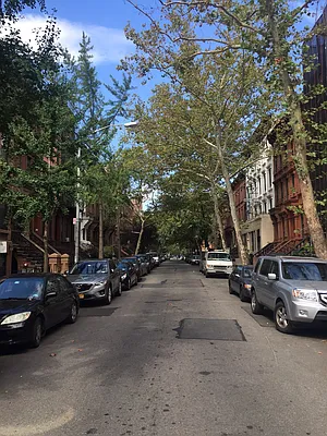 Rented by PMG Real Estate  | media 13