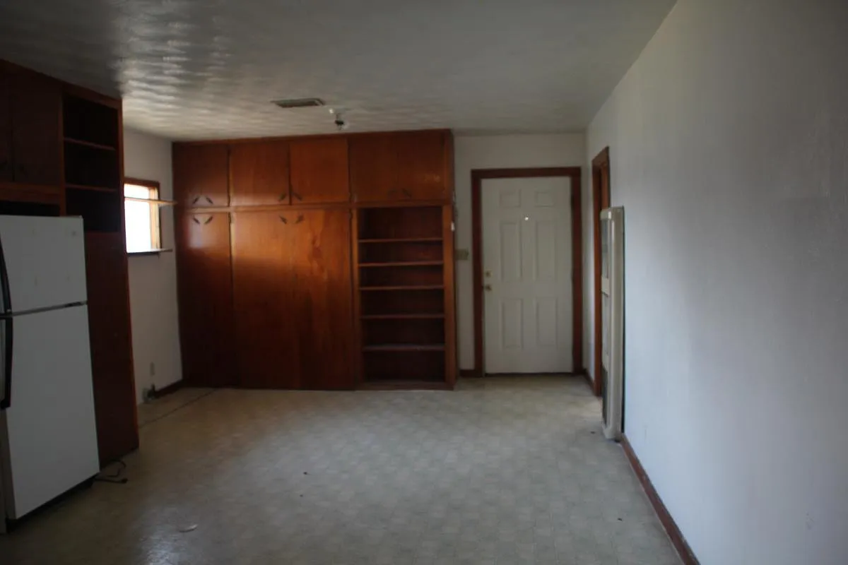 3 bed, $850 — Photo 3