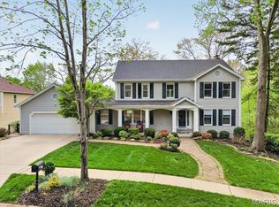 303 Greenbriar Estates Dr, Saint Louis, MO 63122