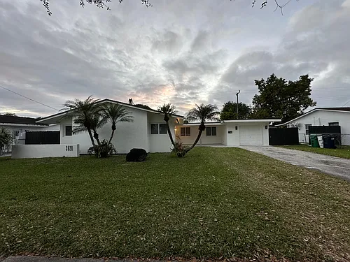 3820 SW 121st Ave Photo 1 3820 SW 121st Ave Photo 1