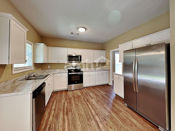 3rd image of 3083 Newtons Crest Cir