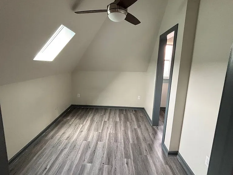 50 E Utica St — Photo 7