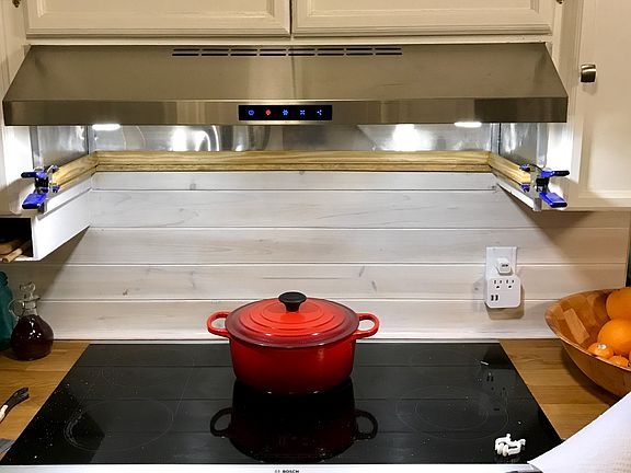 New cooktop & hood