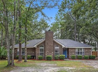 52 Kevin Rd, Hinesville, GA 31313