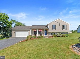 915 Yellow Hill Rd, Biglerville, PA 17307