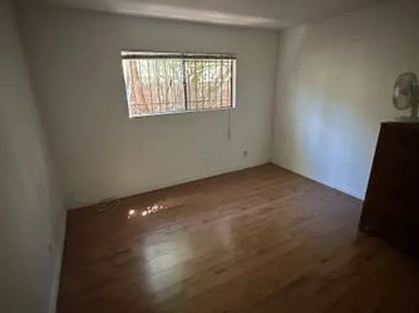 (undisclosed Address), Mission Hills, CA 91345