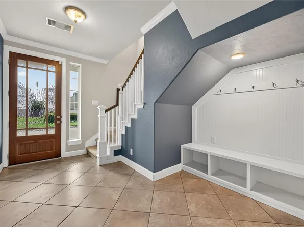2009 Kirby Landing Dr, Houston, TX 77051