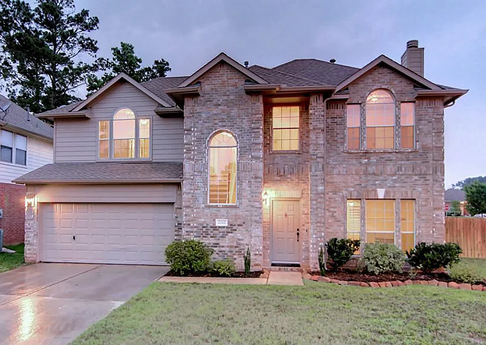 2212 Valley View Xing