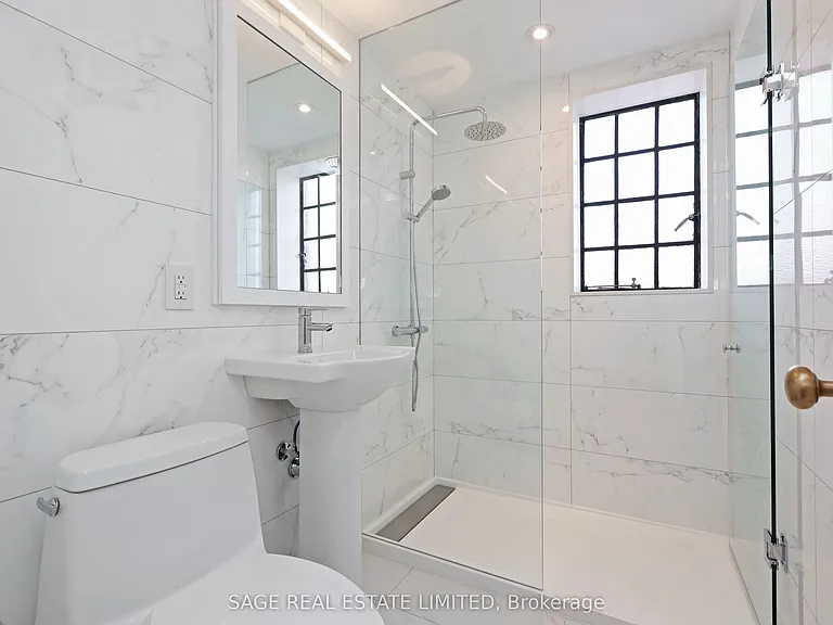 150 Balmoral Ave #304 — Photo 13