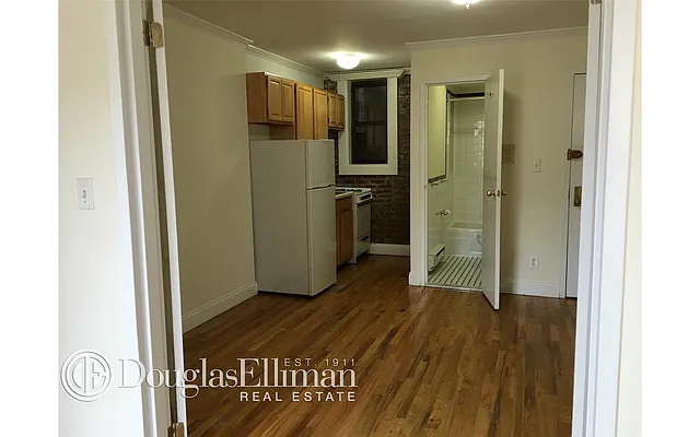 Rented by Douglas Elliman | media 8