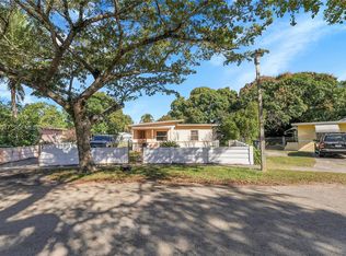 545 NW 142nd St, North Miami, FL 33168