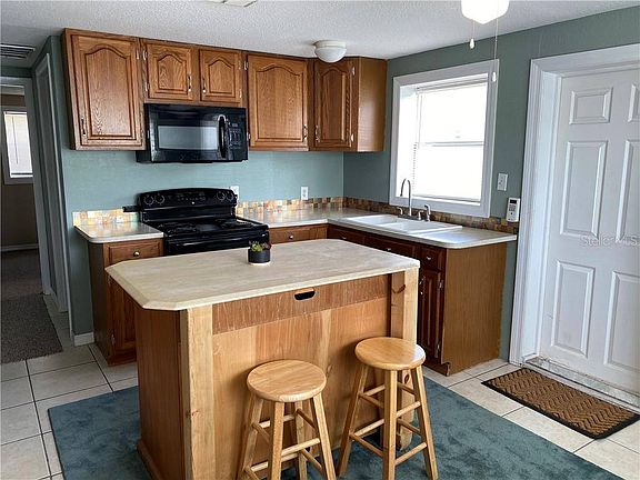 2nd image of 7107 Jeanne Ave