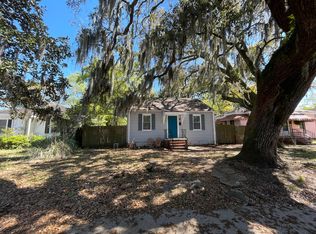 212 Goebel Ave, Savannah, GA 31404