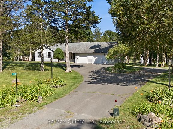 5th image of 1076 Massassauga Rd