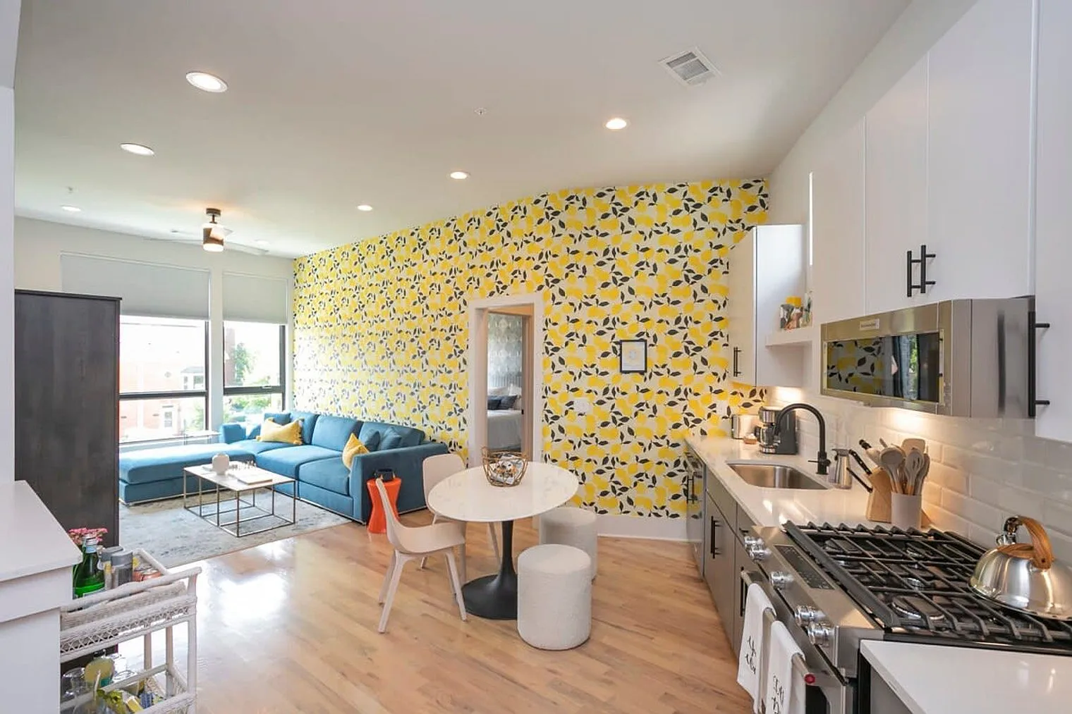 4 bed, 4.0 bath, 2389 sqft, $9,595 — Photo 1