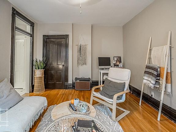 2nd image of 206 Wilber Ave #B