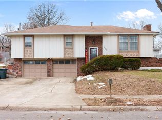 2520 S Whitney Ave, Independence, MO 64057