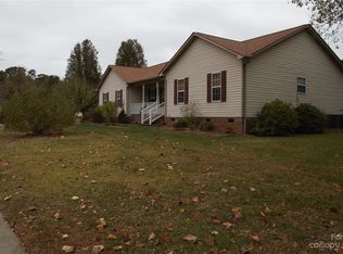 1043 Castle Rock Ct, Concord, NC 28025