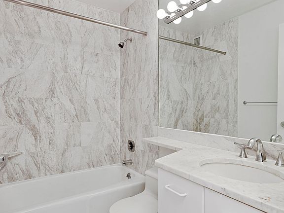 5th image of 2373 Broadway APT 827
