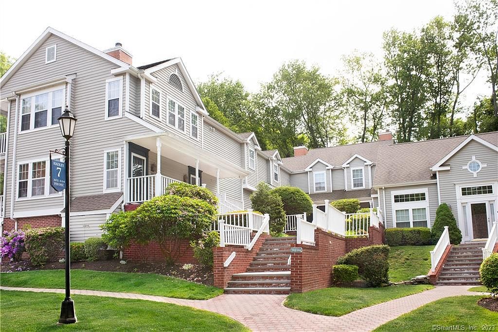 308 Hadley Dr 308, Trumbull, CT 06611 Zillow