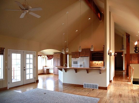 3rd image of 10507 N Fleetwood Ct