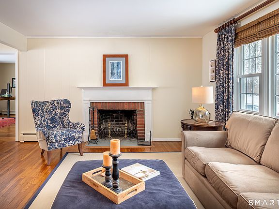 5th image of 35 Highview Drive
