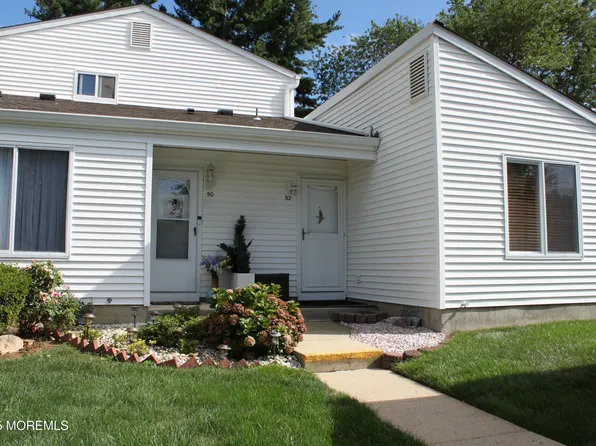 52 Greenwood Drive, Freehold, NJ 07728