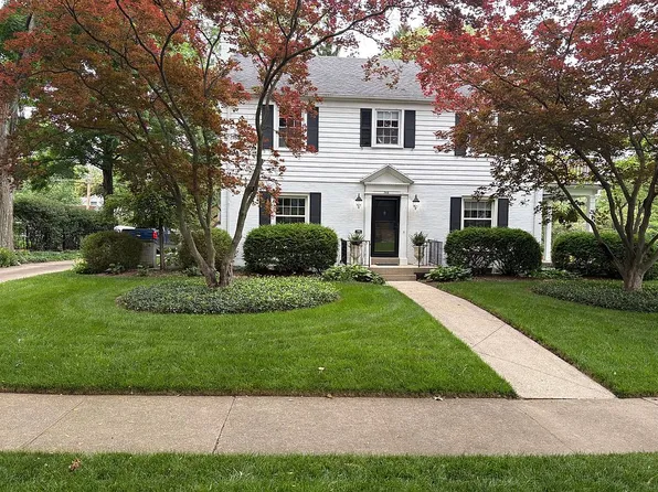 345 Dellwood Ave, Oakwood, OH 45419