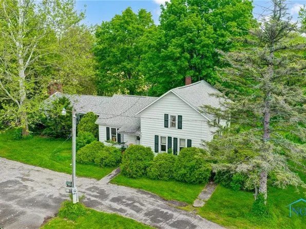 13155 McCutcheonville Rd, Wayne, OH 43466