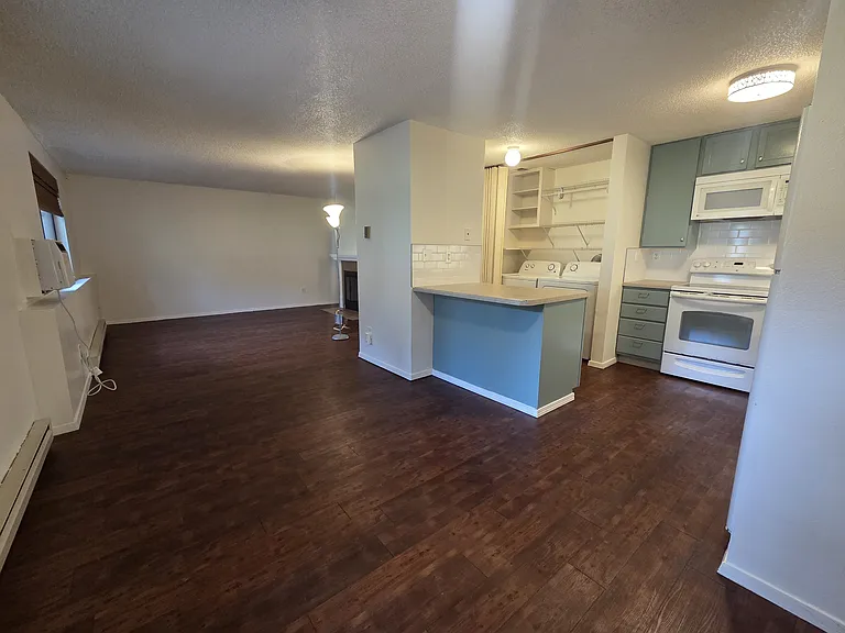 Bar area for entertaining