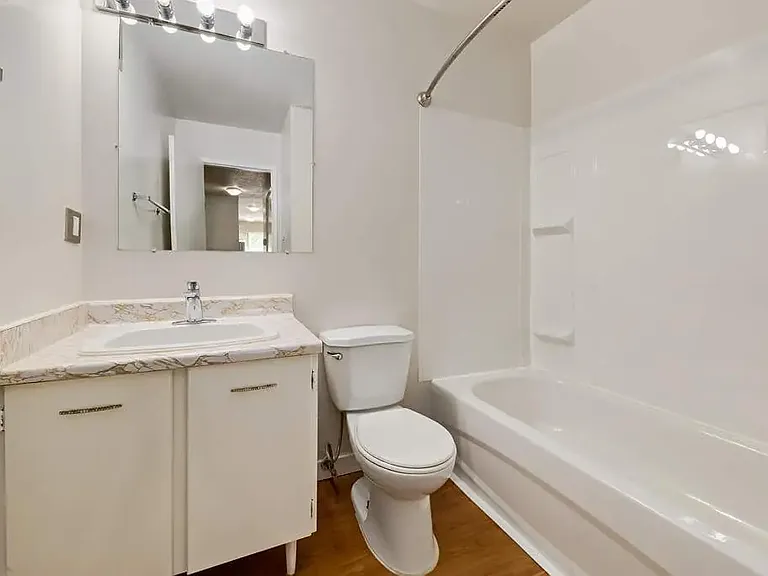 10803 113th St NW #102 — Photo 6