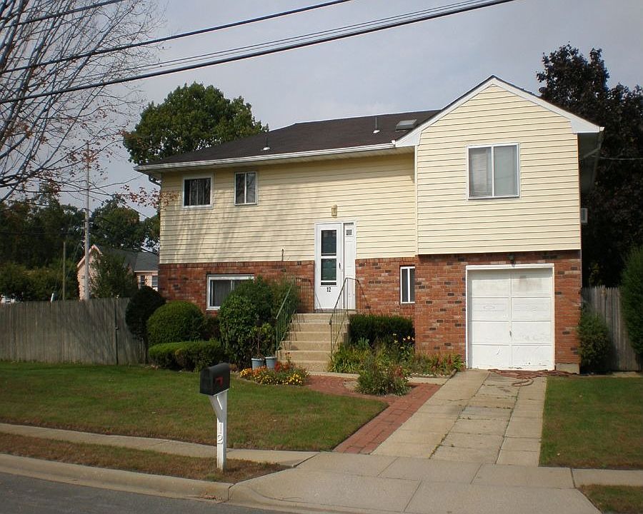 1st image of 12 Marshall St
