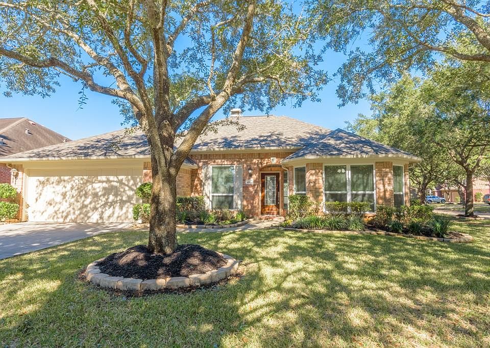 1st image of 4923 Big Cedar Cir