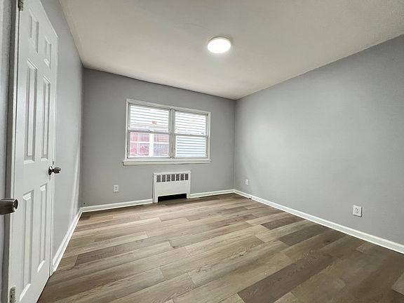 5th image of 164 Stegman St #3