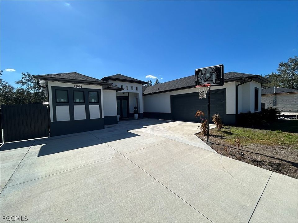 1st image of 2509 65th St