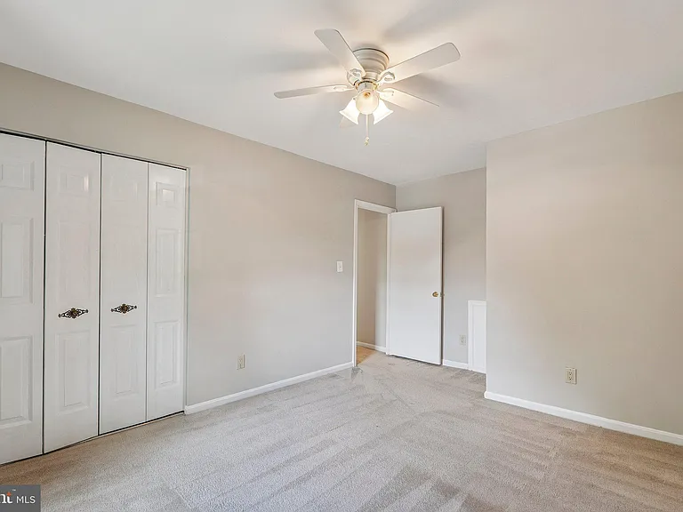 2917 Village Spring Ln — Photo 24