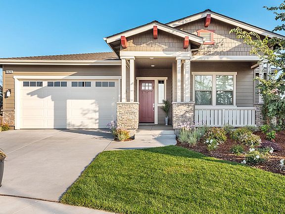 *Photos may vary from actual home