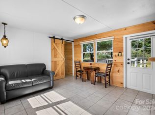 2343 Charlie Ridge Pl, Lenoir, NC 28645