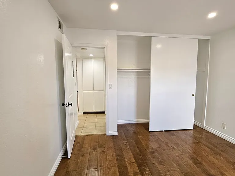 453 Ivy St — Photo 27