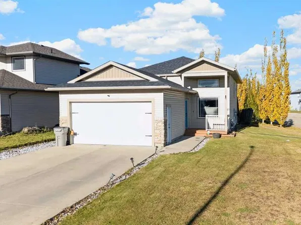 8902 N 95th Ave, Grande Prairie, AB T8X 0H2