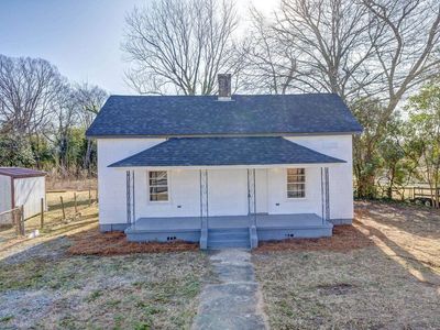689 Southern St, Spartanburg, SC, 29303