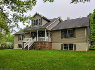 304 Gregor Ln, Manns Choice, PA 15550