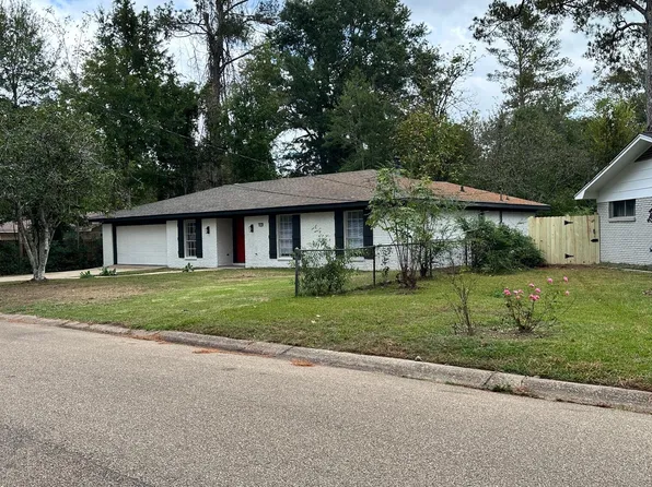 3212 Bienville Dr, Jackson, MS 39212