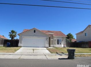995 Hackett Rd, Ceres, CA 95307