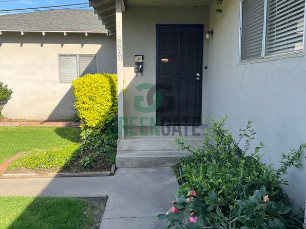 2208 Tully Rd, Modesto, CA 95350
