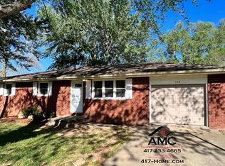 104 N Teakwood Ave, Republic, MO 65738